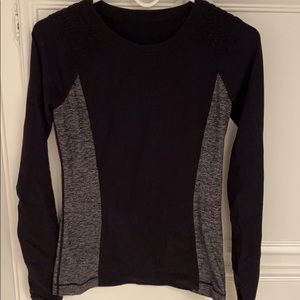 Lululemon long sleeve shirt.
